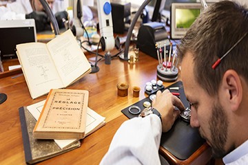 深圳劳力士正规官方售后保养点